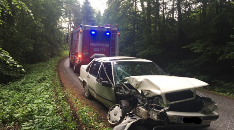 Unfall Ff Markt Hartmannsdorf