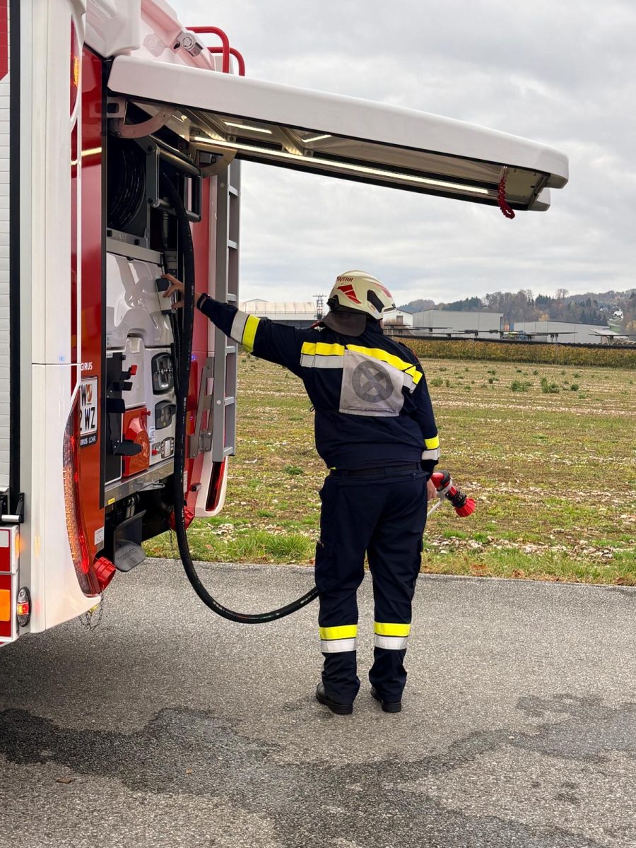 2b283fe8-a77c-4b4f-b9bb-c90a5fe2816c